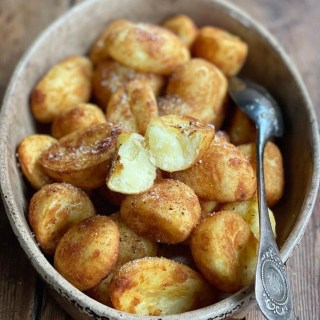 Easy Air Fryer Roast Potatoes