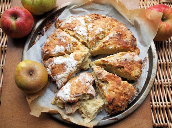 Apple Day, Victorian Orchards and Apple & Dorset Blue Vinny Scone Bread Recipe