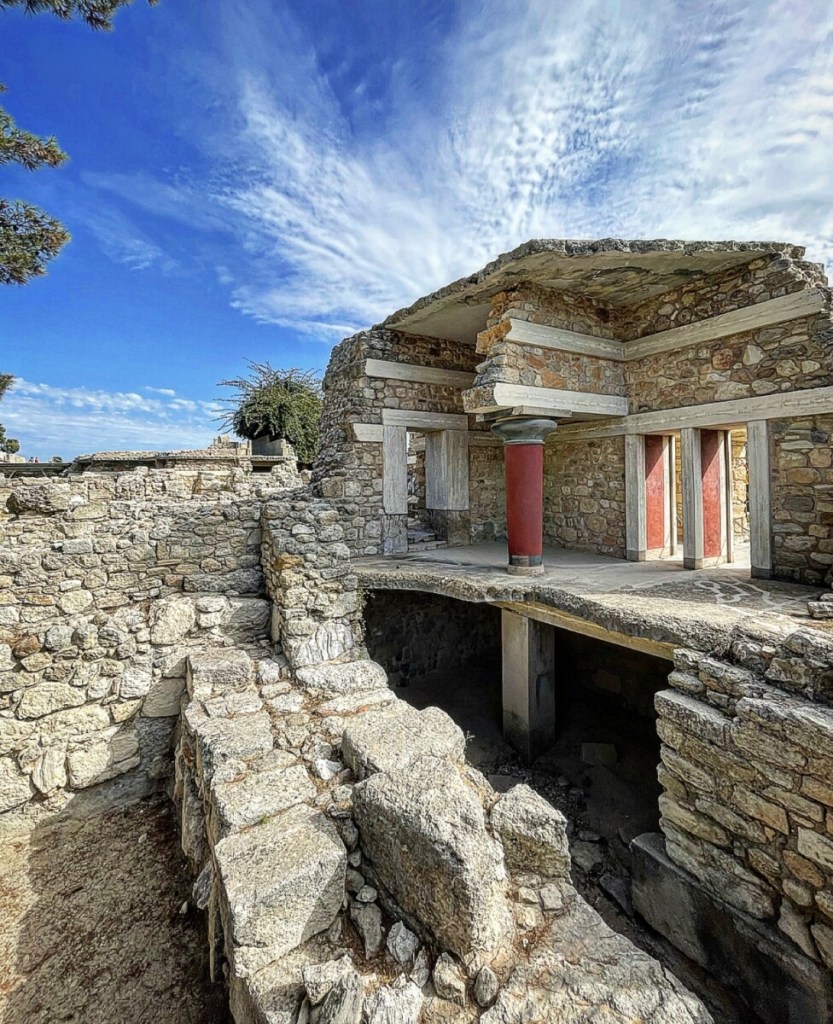 The Knossos Palace, Crete