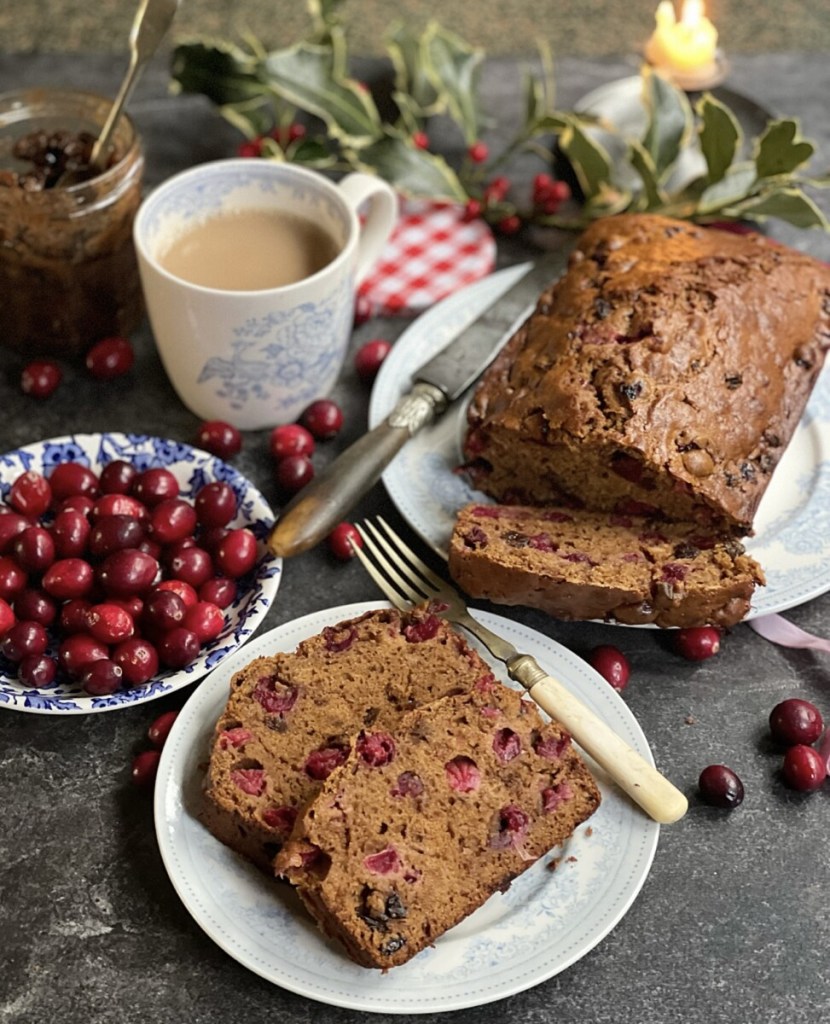A tea loaf is a cake. or should say a bake, that I make regularly. It's perfect with an afternoon cuppa, and slices easily.

This Cranberry, Mincemeat & Ginger Tea Loaf will keep fresh in an airtight tin for at least a week. Serve it for a Sunday Tea Tray Supper, for elevenses, or for afternoon tea.