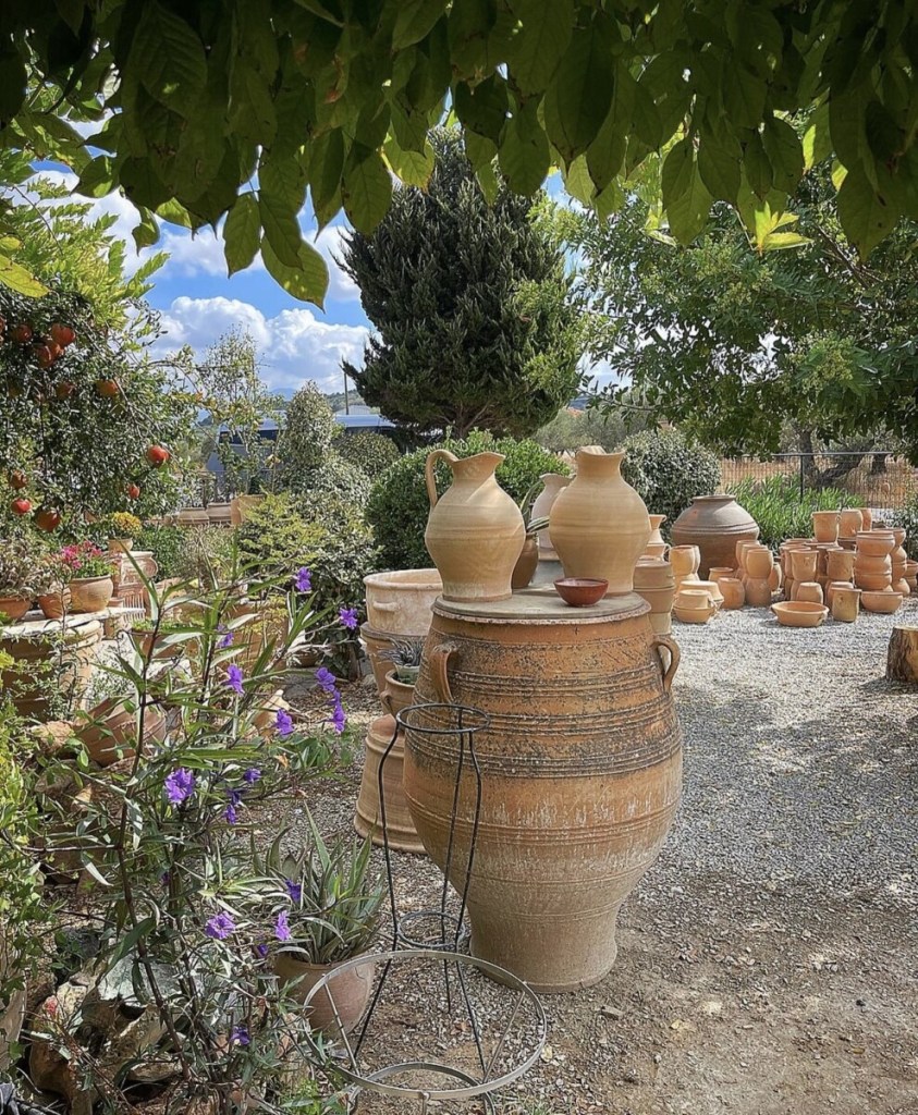 The little village of Thrapsano is world famous for its pottery