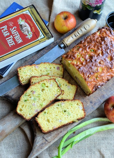 Sunday Baking: A Beautiful Easy Quick Bread Recipe - Zuri's South African Picnic Bread